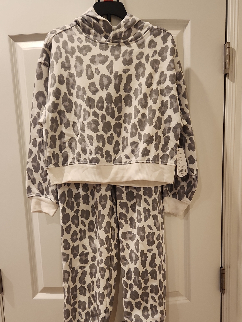 Xersion Gray & White Leopard Print Kids Pajama Set